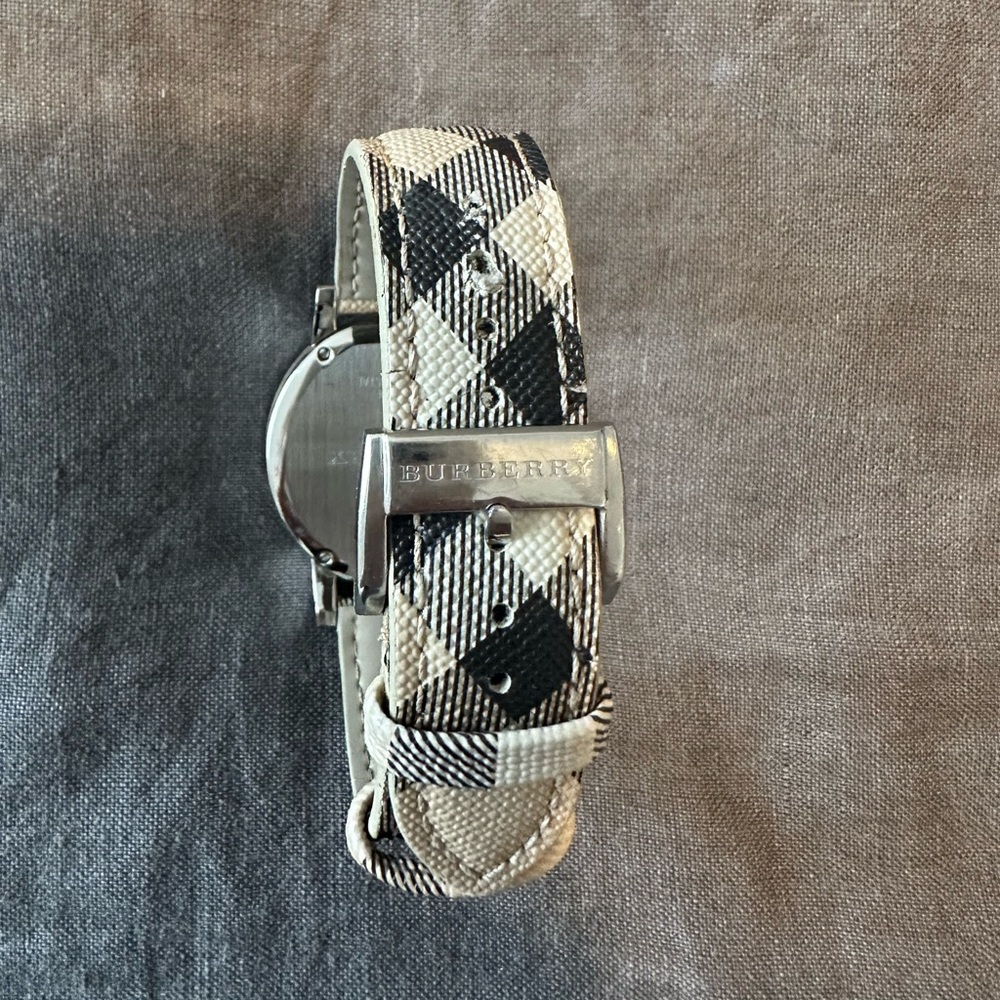 Burberry Watch - Picture 2 of 7